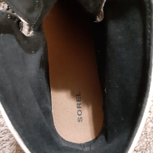 Sorel waterproof boots - Picture 8 of 10